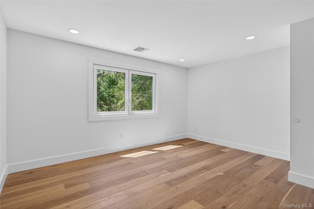 364 Old Farmingdale Road, West Babylon, NY 11704