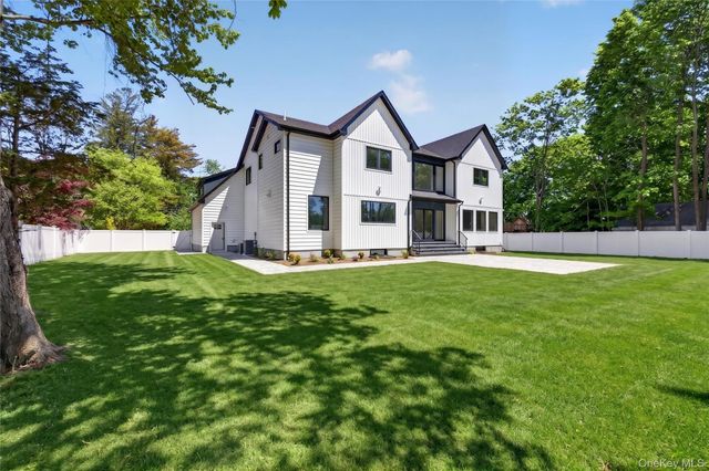 364 Old Farmingdale Road, West Babylon, NY 11704
