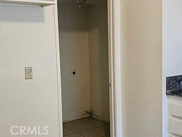 7969 Pinehurst Dr, Highland, CA 92346