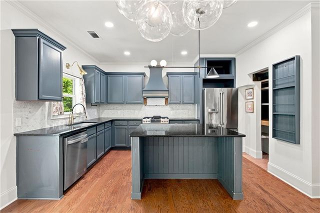 203 Shaw Drive, Acworth, GA 30102