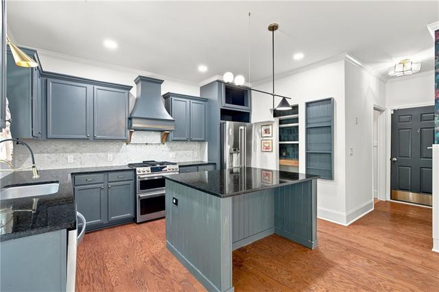 203 Shaw Drive, Acworth, GA 30102