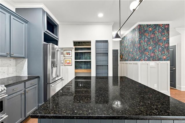 203 Shaw Drive, Acworth, GA 30102