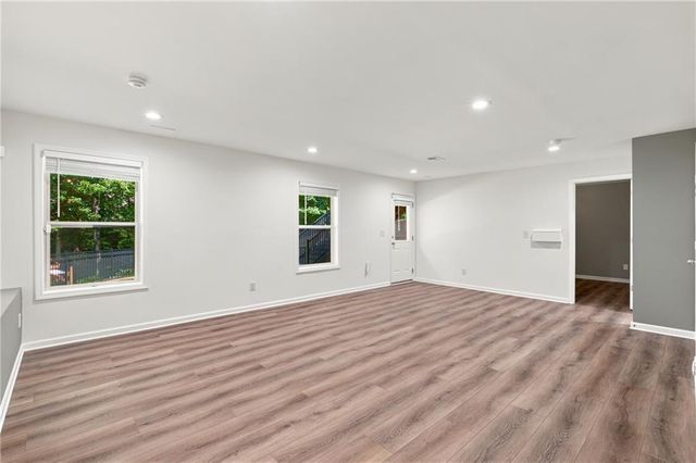 203 Shaw Drive, Acworth, GA 30102