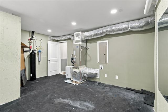 203 Shaw Drive, Acworth, GA 30102