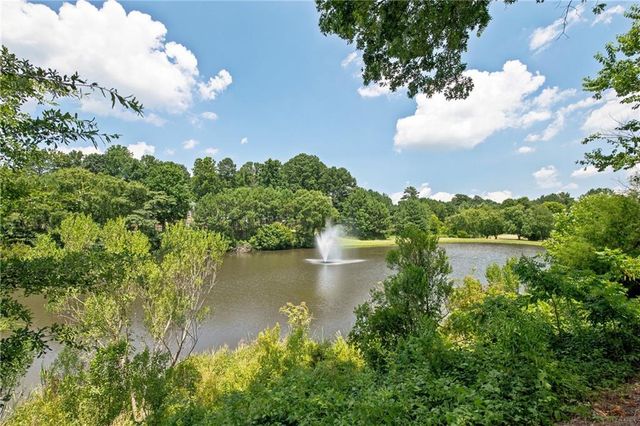 203 Shaw Drive, Acworth, GA 30102