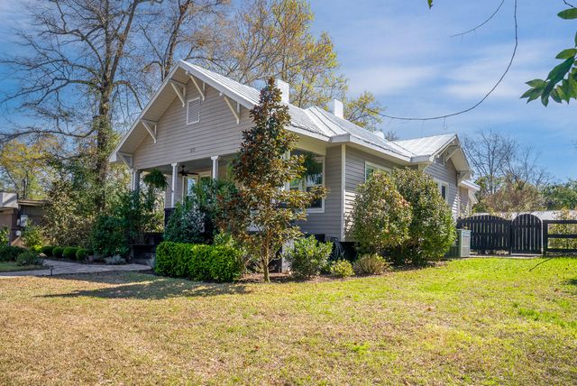 217 Abbeville Avenue NW, Aiken, SC 29801