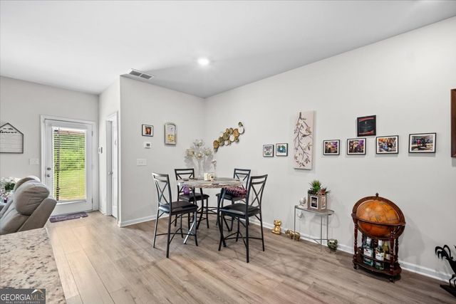 7503 Knoll Hollow Road, Lithonia, GA 30058