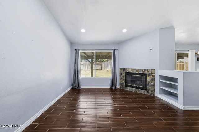 45520 Fairbanks Avenue, Lancaster, CA 93534