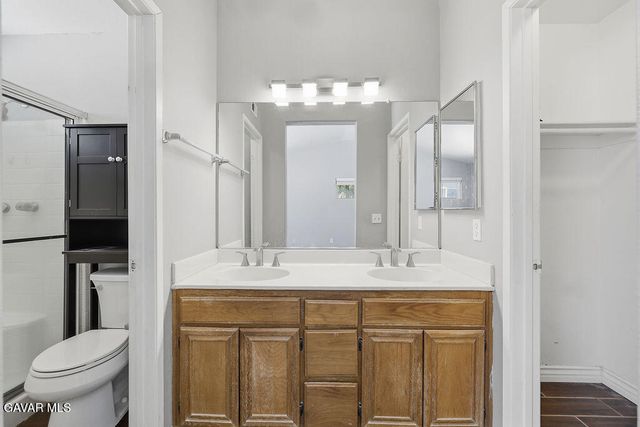 45520 Fairbanks Avenue, Lancaster, CA 93534