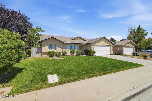 45520 Fairbanks Avenue, Lancaster, CA 93534