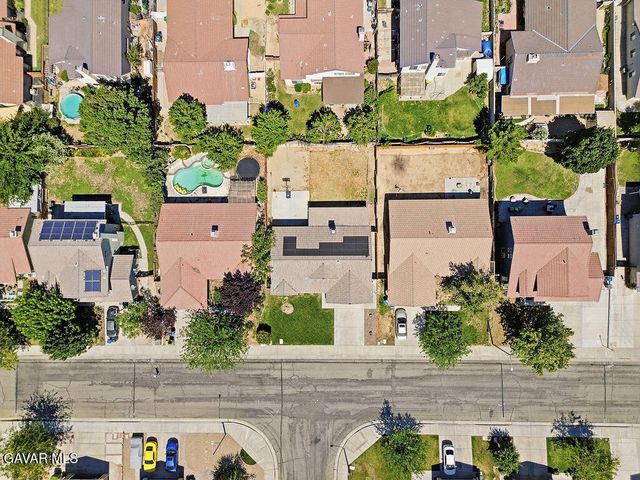 45520 Fairbanks Avenue, Lancaster, CA 93534