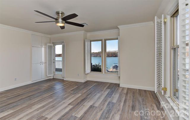 7332 Lakefront Drive 4, Charlotte, NC 28278