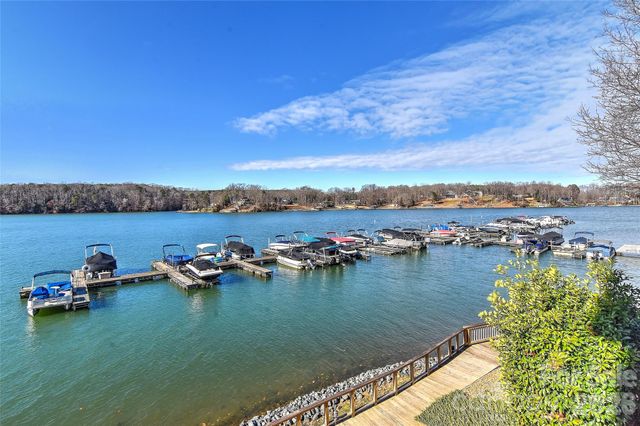 7332 Lakefront Drive 4, Charlotte, NC 28278