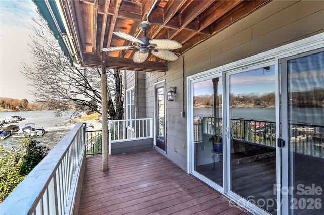 7332 Lakefront Drive 4, Charlotte, NC 28278