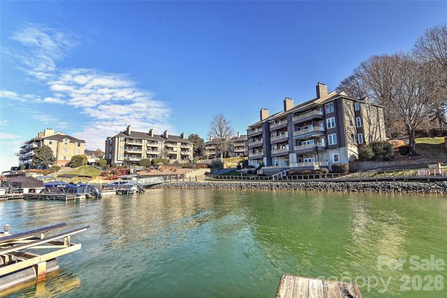 7332 Lakefront Drive 4, Charlotte, NC 28278