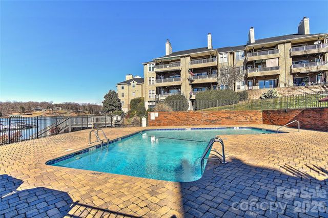 7332 Lakefront Drive 4, Charlotte, NC 28278