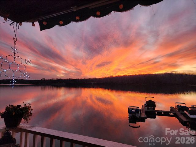 7332 Lakefront Drive 4, Charlotte, NC 28278