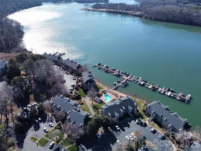 7332 Lakefront Drive 4, Charlotte, NC 28278