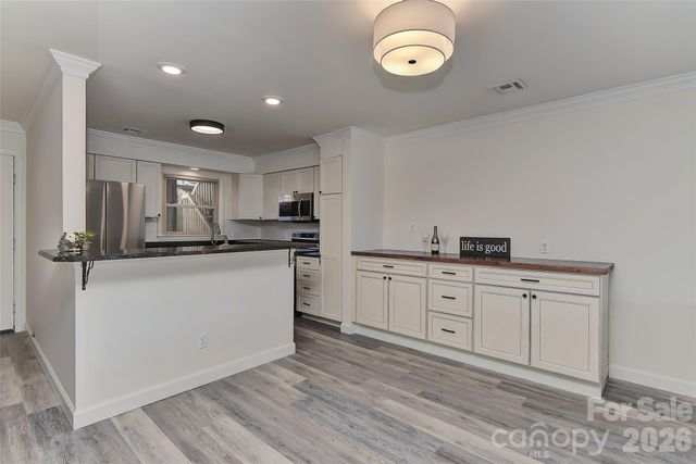 7332 Lakefront Drive 4, Charlotte, NC 28278