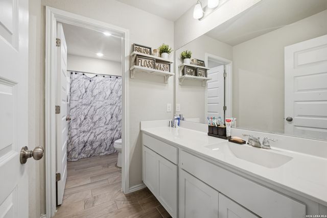 707 Blueleaf, San Antonio, TX 78245