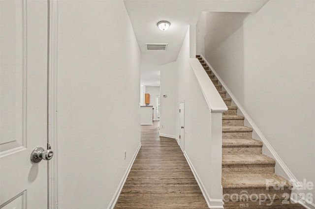 7763 Abigail Glen Drive, Charlotte, NC 28212