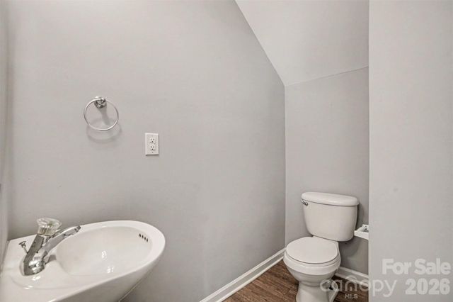 7763 Abigail Glen Drive, Charlotte, NC 28212