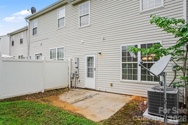 7763 Abigail Glen Drive, Charlotte, NC 28212