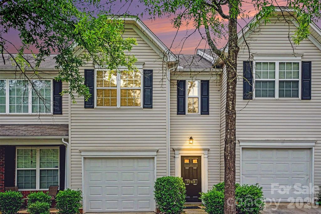 7763 Abigail Glen Drive, Charlotte, NC 28212