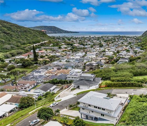 597 Papahehi Place, Honolulu, HI 96821