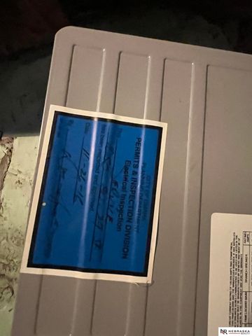 1050 S 29th Street, Omaha, NE 68105