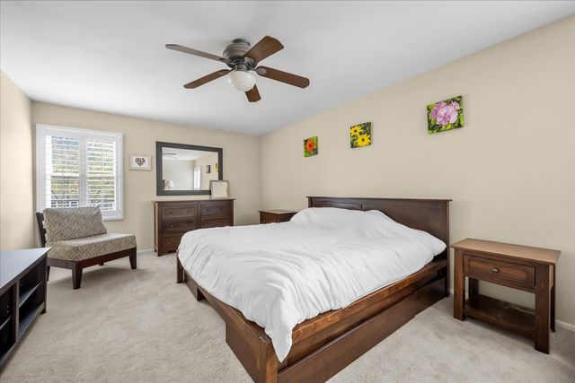 701 Thompson Boulevard, Buffalo Grove, IL 60089