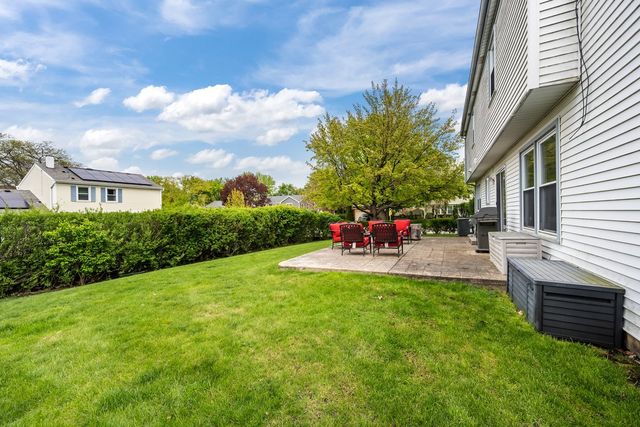 701 Thompson Boulevard, Buffalo Grove, IL 60089