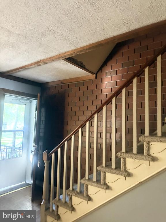 8 S BANCROFT PKWY, Wilmington, DE 19805 — photo 3