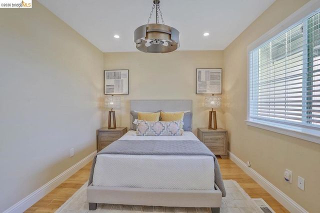 2198 La Orinda, Concord, CA 94518
