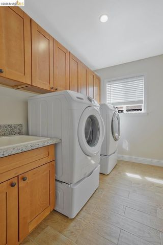 2198 La Orinda, Concord, CA 94518