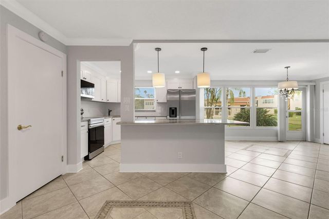 114 DOGWOOD CIRCLE 114, Seminole, FL 33777