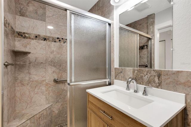 114 DOGWOOD CIRCLE 114, Seminole, FL 33777