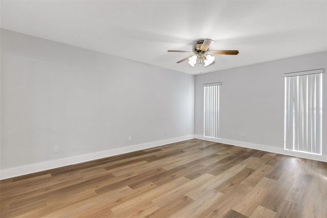 114 DOGWOOD CIRCLE 114, Seminole, FL 33777