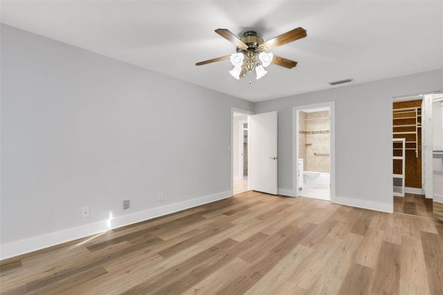 114 DOGWOOD CIRCLE 114, Seminole, FL 33777