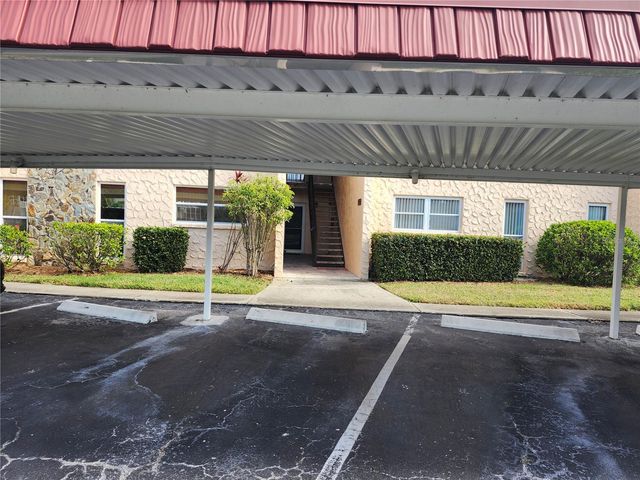 114 DOGWOOD CIRCLE 114, Seminole, FL 33777