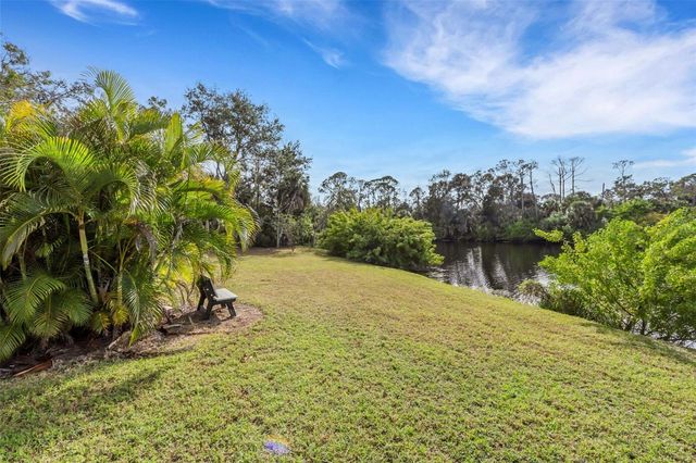 114 DOGWOOD CIRCLE 114, Seminole, FL 33777