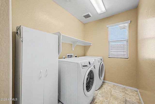 1143 S AVOCA --, Mesa, AZ 85208