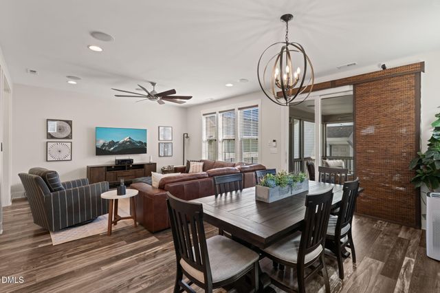 477 Beacon Ridge Boulevard, Chapel Hill, NC 27516