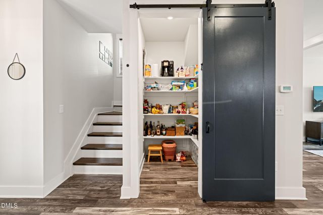 477 Beacon Ridge Boulevard, Chapel Hill, NC 27516