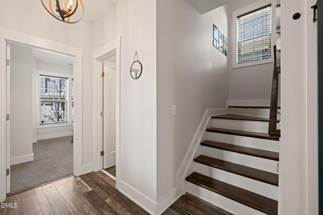 477 Beacon Ridge Boulevard, Chapel Hill, NC 27516