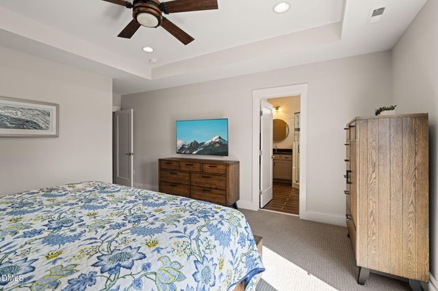 477 Beacon Ridge Boulevard, Chapel Hill, NC 27516