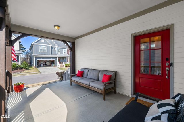 477 Beacon Ridge Boulevard, Chapel Hill, NC 27516