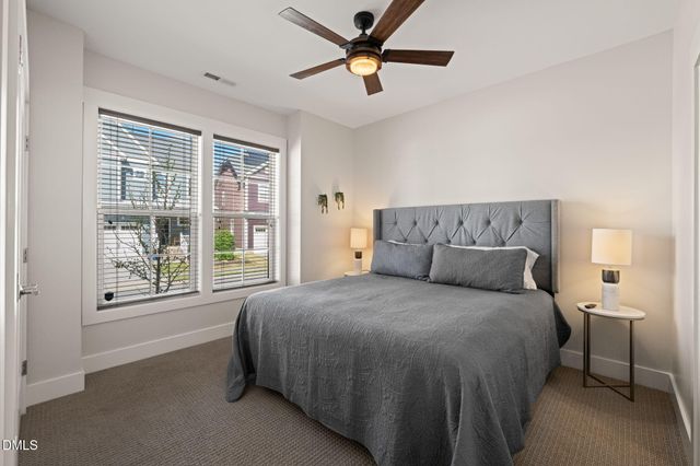 477 Beacon Ridge Boulevard, Chapel Hill, NC 27516