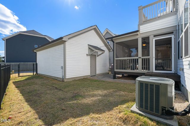 477 Beacon Ridge Boulevard, Chapel Hill, NC 27516