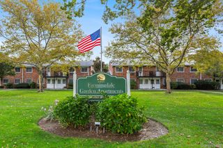 1233 Melville Road 54, Farmingdale, NY 11735